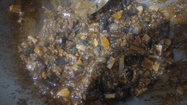 太白粉加香菇水勾芡