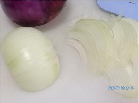 去掉老的外皮後切絲