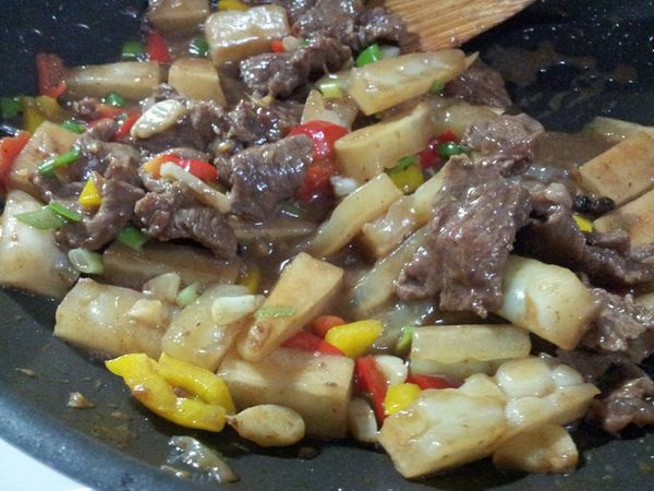 起鍋前調味~鹽巴少許 糖1匙 胡椒粉少許 香油少許