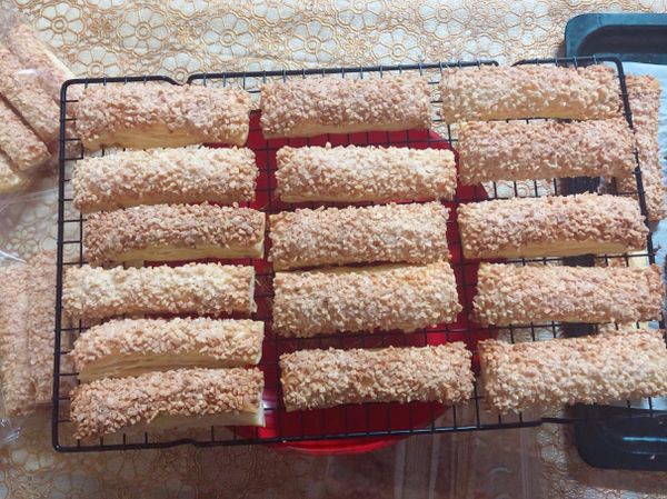 上下火約220-230度烤15分
從烤箱取出，將烤盤更換方向
上下火的200度再烤3分鐘