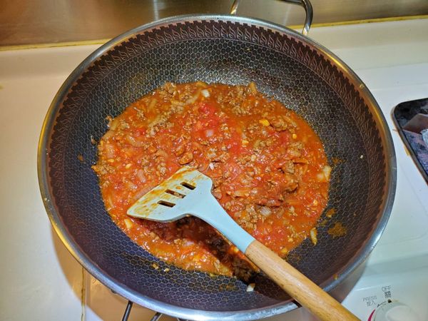 可打鑊蓋合上煮兩分鐘 。