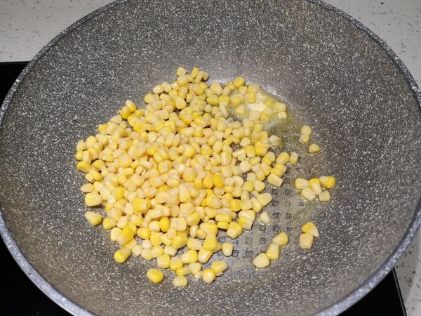 玉米粒下鍋
