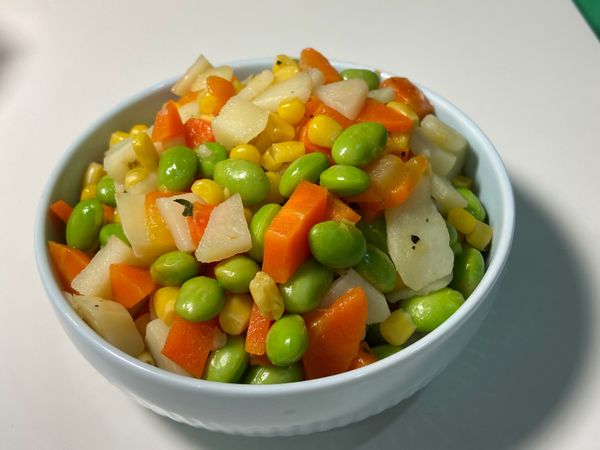 也可以加一些黑胡椒調味，也很好吃唷