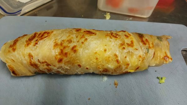 將餅捲起來