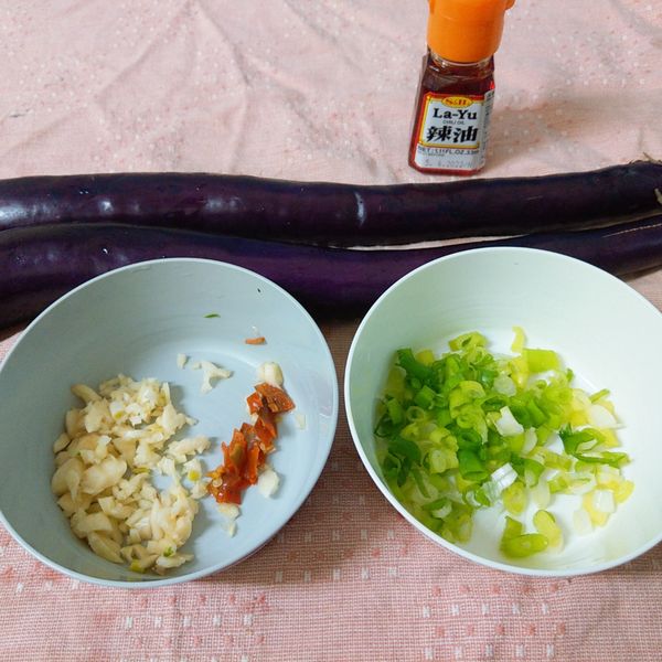 備好所需要的材料.