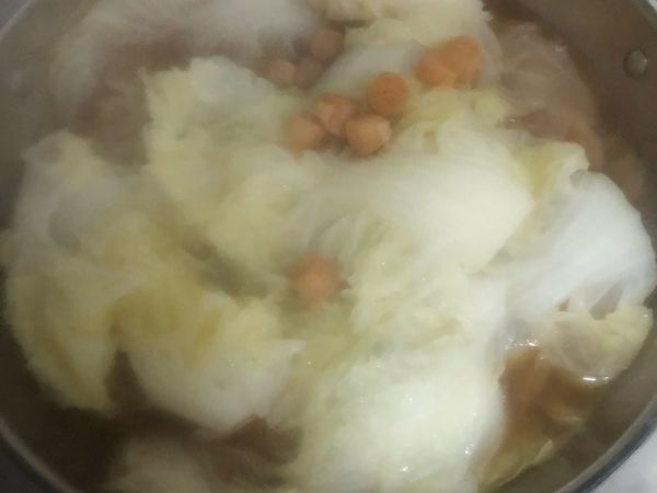 水滾後轉最小火
燉30分鐘
完成