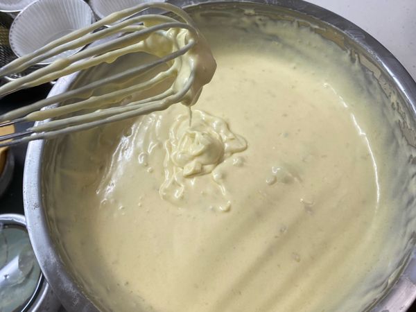 稠度檢查，這回我牛奶加多一些比較稀