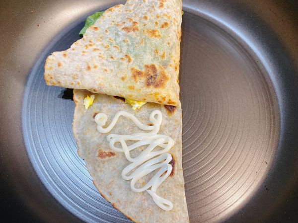 再往左⬅️折

↙️加美乃滋