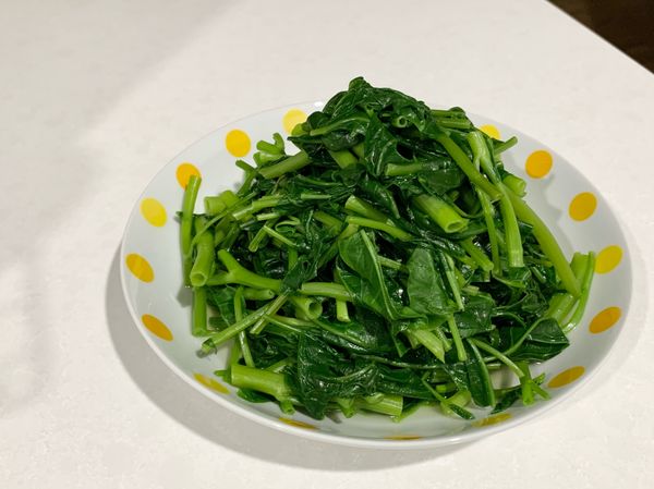 （如果喜歡吃重口味一點可以盛盤後加一點素蠔油或鹽拌一拌）