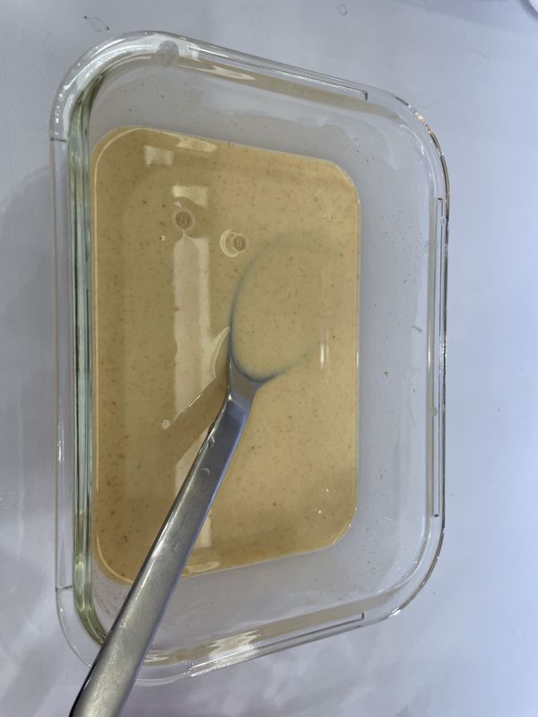 將炸雞粉加水攪拌