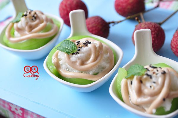 夏天盛產的荔枝又大又甜一個不小心吃多了，可能容易上火...哈哈 來一小碟清涼退火又消暑的料理吧!