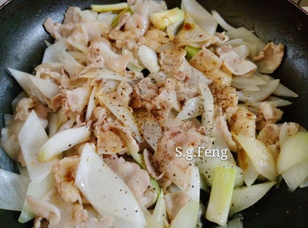 8.加入所有的[調味料]拌勻。