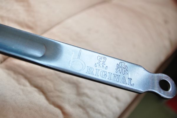 刷不破、燒不壞、傳世鐵鍋，無鐵氟龍無鋁不致癌，功能性佳!
你也可以珍藏一把屬於自己的鍋具喔~