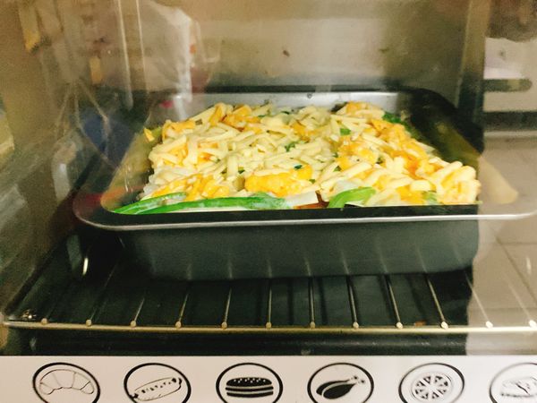 2、烤箱預熱190度10分鐘後，放入烤箱190度烤30分鐘