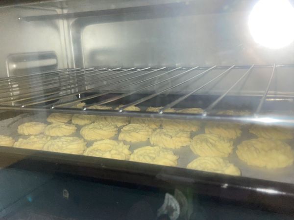 烤箱中層 170度預熱
170 15分鐘
150 10分鐘