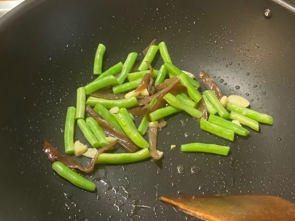 加四季豆拌炒