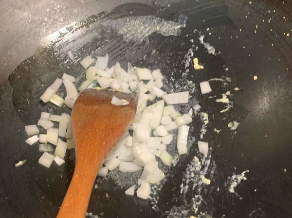 👧🏻同鍋炒洋蔥