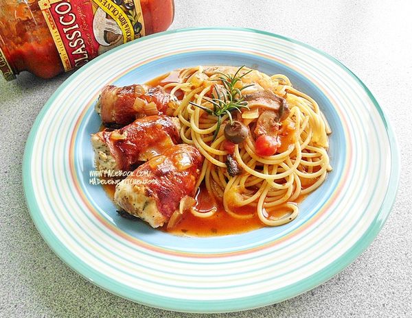 【Classico義大利麵醬】是100%純天然，道地的義大利風味！每罐Classico® 義大利麵醬都有濃郁、真實的滋味，只用最高品質的食材，Classico®義大利麵醬給您最正統原汁原味的義大利風味！透過Classico® 義大利麵醬烹調，彷彿輕鬆探索義大利美食之旅！