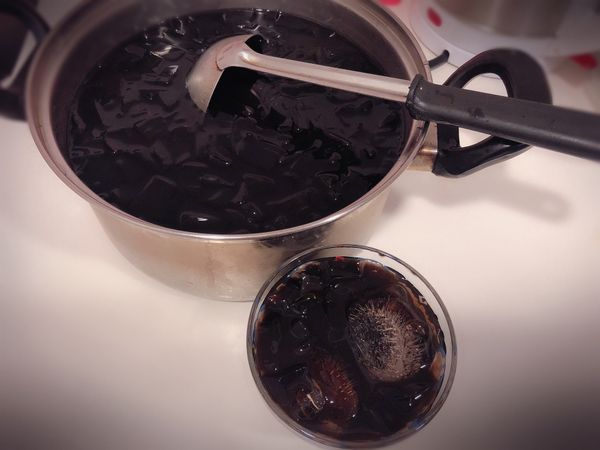 要喝裝碗 再加入一點蜂蜜更香🐝
牛奶也可以🥛