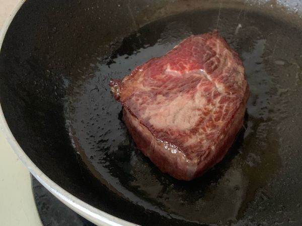 中火 每面煎2分鐘