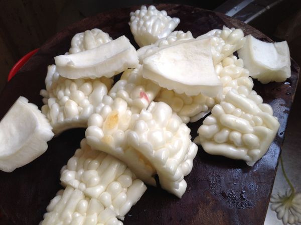 苦瓜去囊切大塊