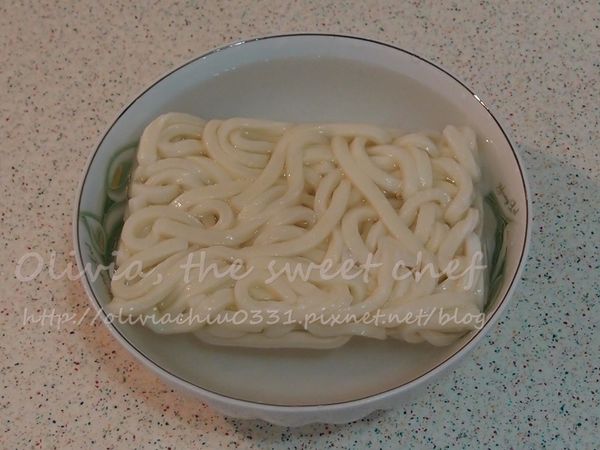 冷凍烏龍麵用冷水泡開