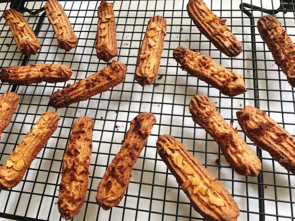 出爐後放在置涼架上冷卻