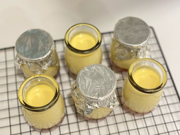 電鍋跳起來後就大功告成啦～
綿綿密密的布丁誕生嘍🥰🥰🥰