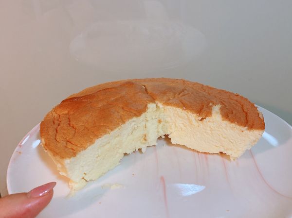 竹籤或探針試熟度，沒有沾黏就可以拿出放涼

⚠️拿出來前一定要開箱散熱5-10分
馬上拿出來外型會直接扁塌