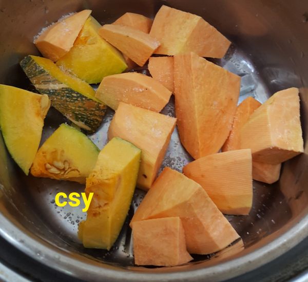 地瓜南瓜加少許鹽巴蒸熟