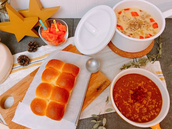 搭配餐包也很好吃😋