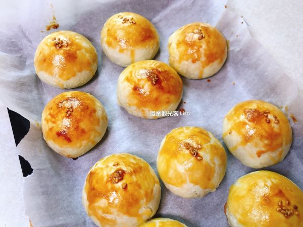 這樣子蛋黃酥就完成囉～