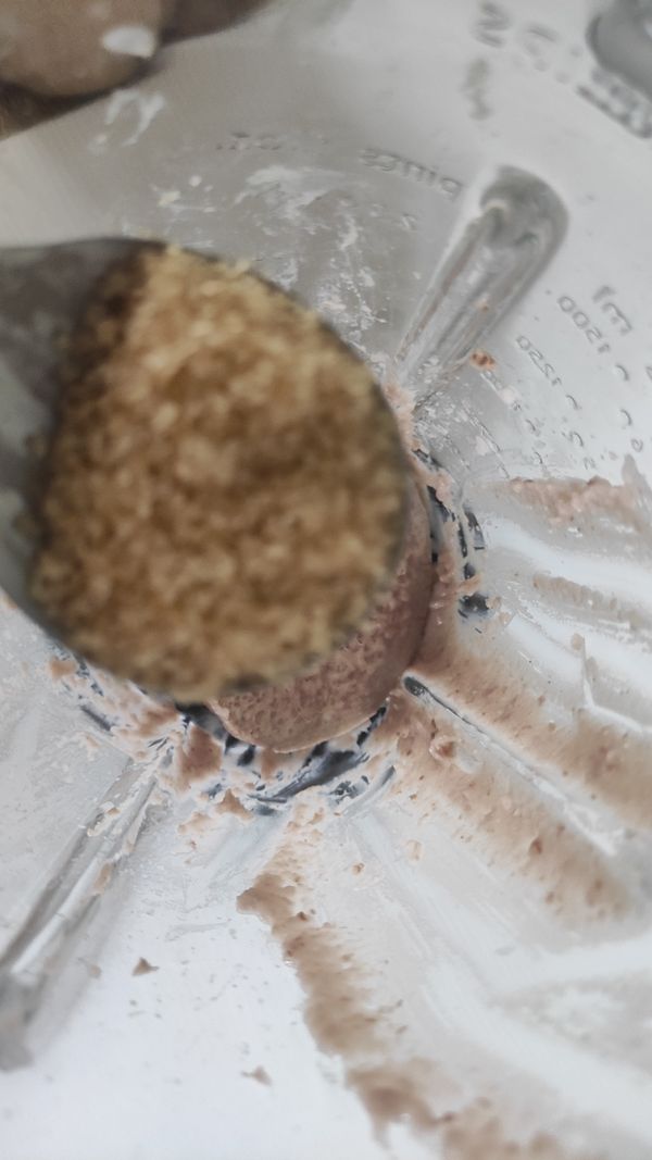 加入砂糖，也可以使用蜂蜜噢