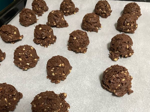 分成一顆約20～25克的小球