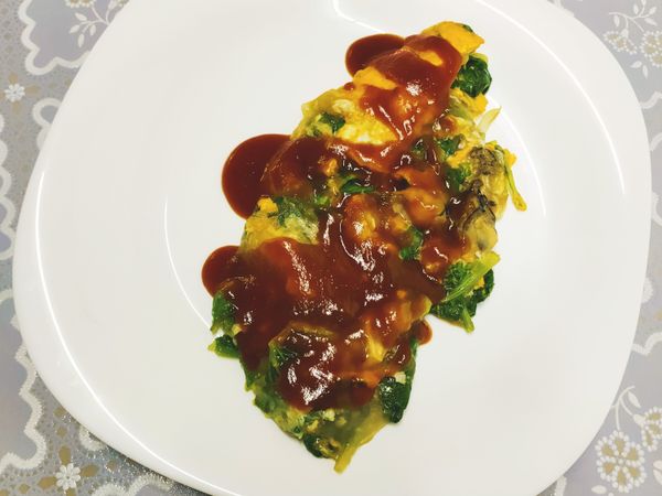 約莫2分鐘後開蓋稍微塑個型 就可以裝盤淋醬開動囉👌👌👌