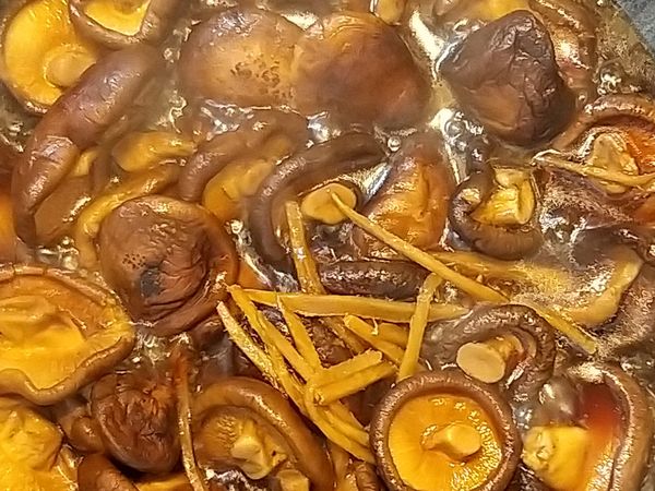 滷約30分鐘至收汁