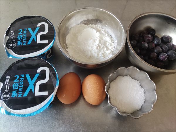 材料如上
優格、雞蛋室溫
烤箱預熱