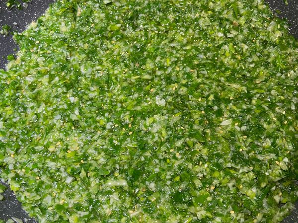 將所有材料攪拌均勻