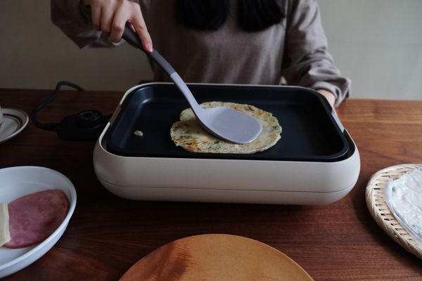 不用油就可以下餅皮