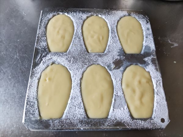 面糊倒入模子
200度15分