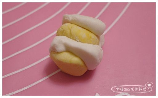 我這邊一顆湯圓的外皮約21-22公克。