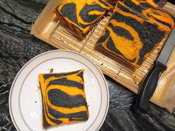 放涼切開就有美麗的虎紋哦！