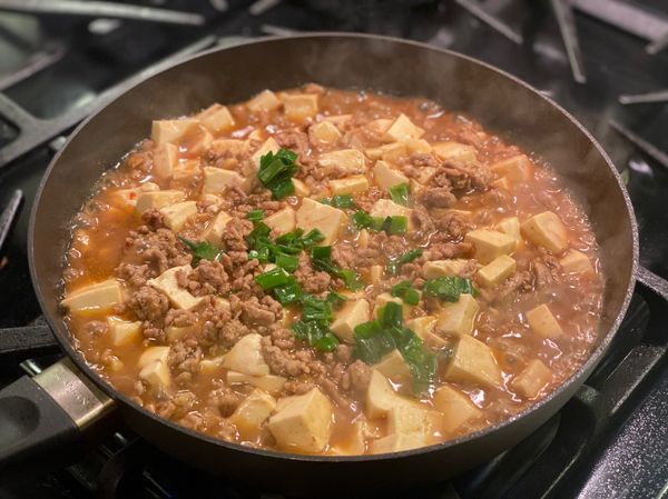 最後撒上蔥花和少許花椒粉 就完成✅