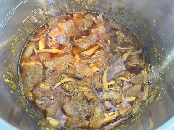 跳停後（等待自然洩壓期間）的15分鐘手動強制洩壓，完成✅
果然是牛肋條‼️厚厚一層油啊😅😅