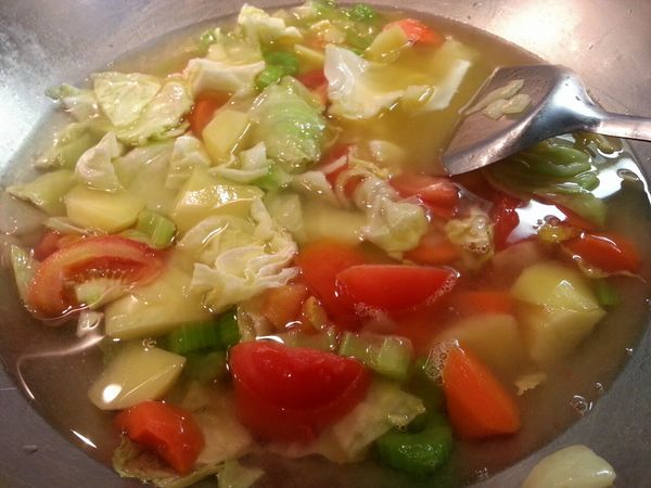 然後先加500ml 水煮滾。