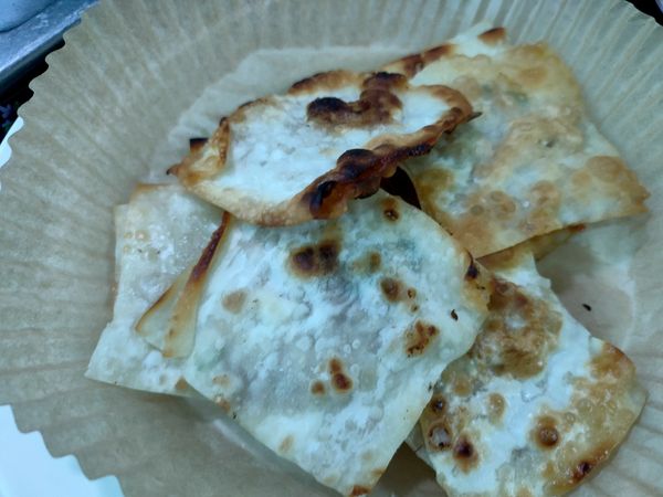 簡單又好吃的小煎餅上桌！！孩子們超愛，簡單就能備好、製作的料理，是我家親子之間的小樂趣