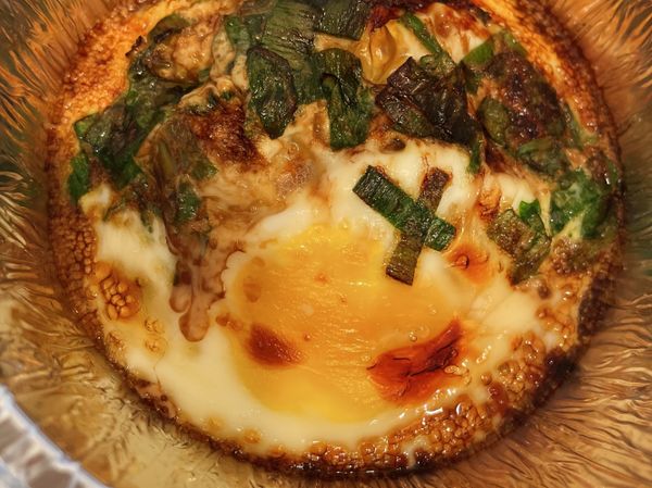 放入氣炸鍋180度
10分鐘：半熟蛋黃
15分鐘：全熟蛋黃