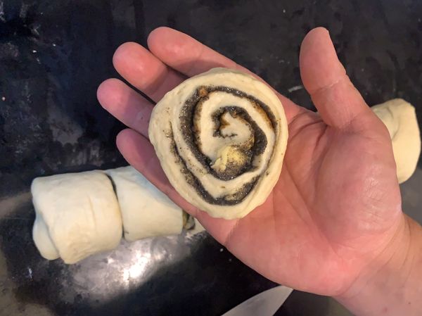 切成等分後，再靜置發酵30分鐘