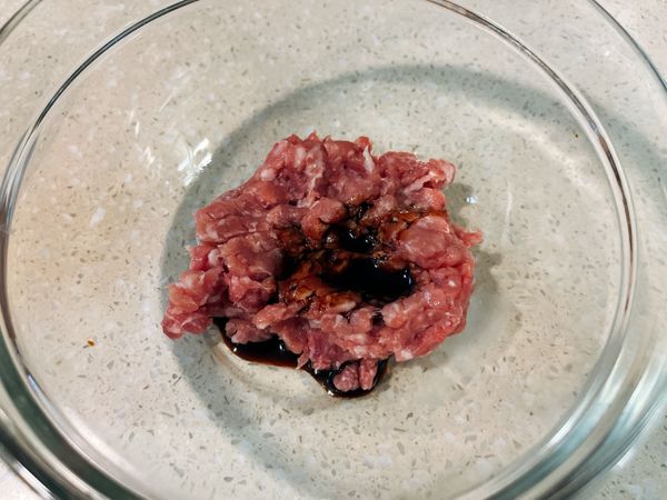 安食小品黑豆醬油抓醃絞肉