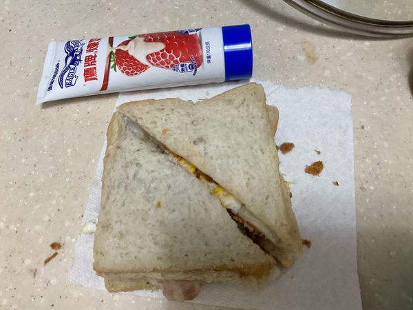 美味又好吃的早餐完成囉！